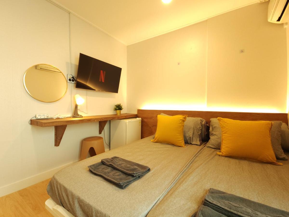 Oyo Myeongdong 5 Auberge de jeunesse